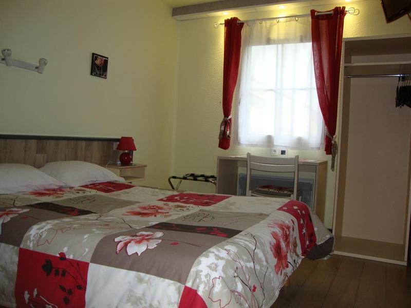 Hotel La Berangere เปรูจส์ ภายนอก รูปภาพ